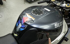 SUZUKI GSX-R1000 2002 GT74A