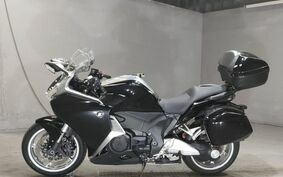 HONDA VFR1200F DCT 2013 SC63