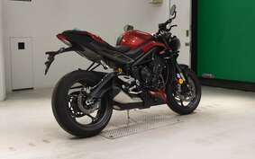 TRIUMPH STREET TRIPLE RS 2023 DA614A