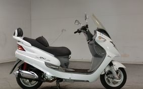 SYM RV125EFi LA12