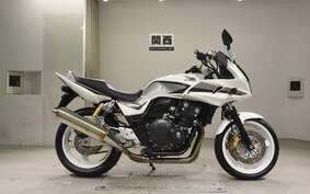 HONDA CB400 SUPER BOLDOR VTEC 2013 NC42