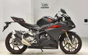 HONDA CBR250RR MC51