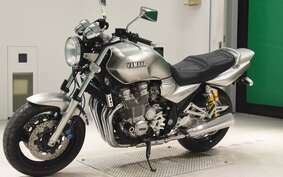 YAMAHA XJR1300 2001 RP03J