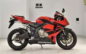 HONDA CBR600RR GEN 2 2005 PC37