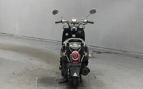 YAMAHA VINO 125 SE24