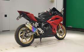 HONDA CBR250RR A MC51