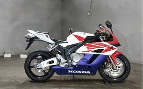 HONDA CBR1000RR 2004 SC57