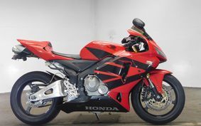 HONDA CBR600RR 2005 PC37