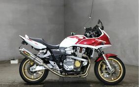 HONDA CB1300SB SUPER BOLDOR 2005 SC54