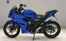 SUZUKI GIXXER 150 SF