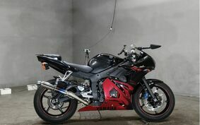 YAMAHA YZF-R6 2004 RJ06E