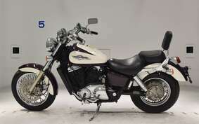 HONDA SHADOW 1100 1995 SC32