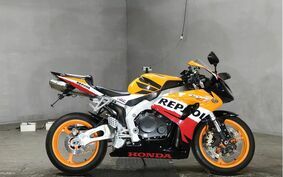 HONDA CBR1000RR 2007 SC57