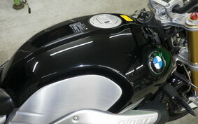 BMW R NINE T 2017