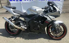 YAMAHA YZF 2004 RJ05