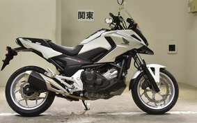 HONDA NC750X 2016 RC90