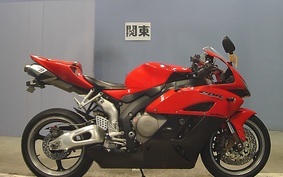 HONDA CBR1000RR SC57