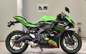 KAWASAKI ZX-25R ZX250E