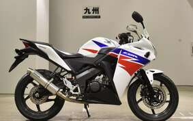 HONDA CBR125R JC50