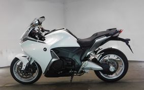 HONDA VFR1200F 2010 SC63