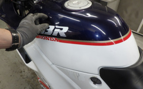 HONDA CBR250R MC17