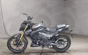 HONDA  HORNET 2.0 MC56