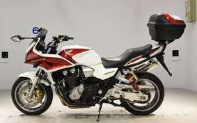 HONDA CB1300SB SUPER BOLDOR A 2012 SC54