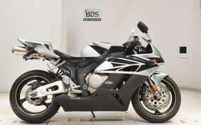 HONDA CBR1000RR 2005 SC57