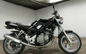 SUZUKI BANDIT 250 GJ74A