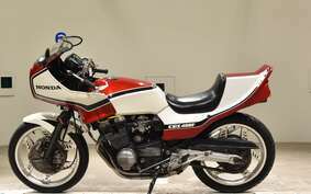 HONDA CBX550F 2011 PC04