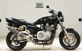 YAMAHA XJR1300 1998 RP01J