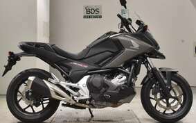 HONDA NC750X D Limited 2020 RC90