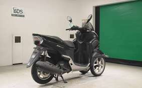 HONDA TRICITY 125 SE82J