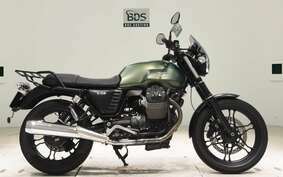 MOTO GUZZI V7 STONE 2015