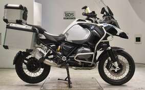 BMW R1200GS ADVENTURE 2015 0A02