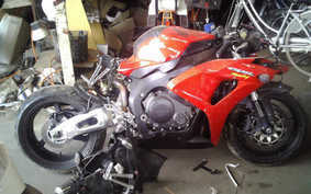 HONDA CBR1000RR 2006 SC57