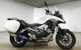 HONDA VFR800X 2015 RC80