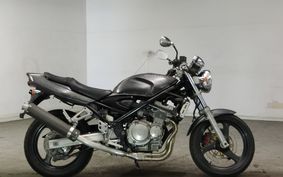 SUZUKI BANDIT 250 GJ77A