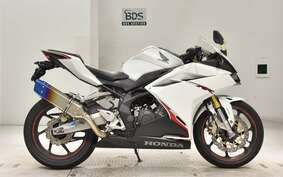 HONDA CBR250RR A MC51