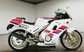 YAMAHA FZR250 2KR