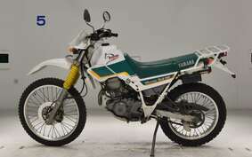 YAMAHA SEROW 225 W 4JG