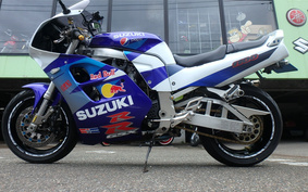 SUZUKI GSX-R1100 1999 GU75A