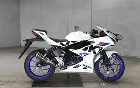 SUZUKI GSX-R125 DL33B