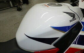 HONDA CBR250R A MC41