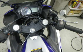 YAMAHA YZF-R25 A RG10J