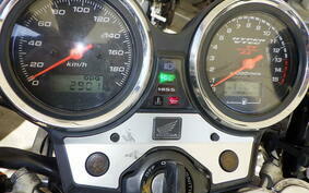 HONDA CB400SF VTEC SPEC 2 2003 NC39