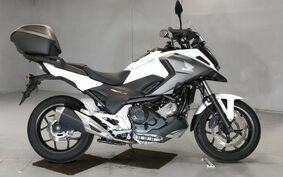 HONDA NC750X 2019 RC90