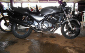 SUZUKI GSX250FX ZR250C