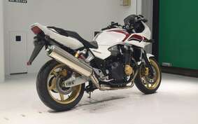 HONDA CB1300SB SUPER BOLDOR A 2013 SC54