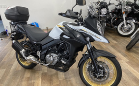 SUZUKI V-Strom 2022 C733M